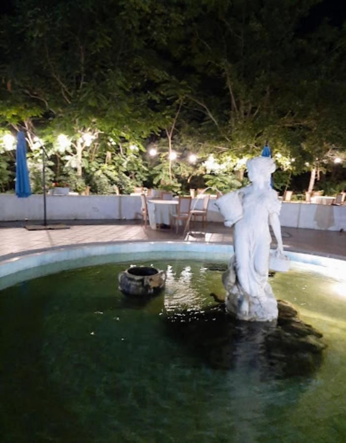 אקואפסה Hotel Parco Delle Rose מראה חיצוני תמונה