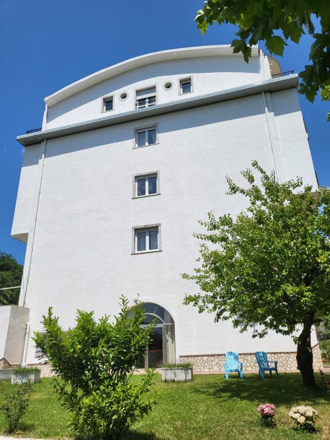 אקואפסה Hotel Parco Delle Rose מראה חיצוני תמונה