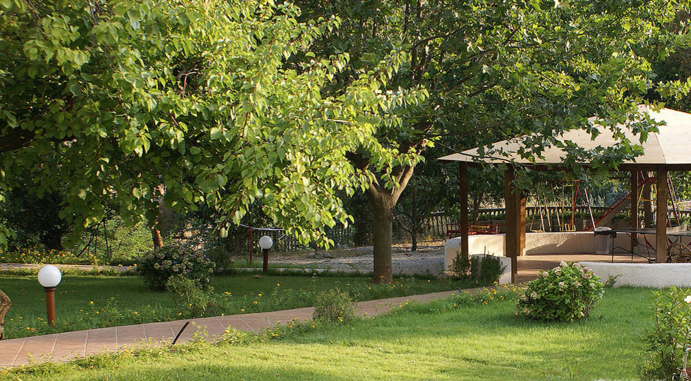 אקואפסה Hotel Parco Delle Rose מראה חיצוני תמונה